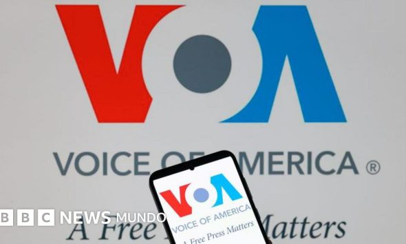 El gobierno de trump desmantela voice of america, radio tv