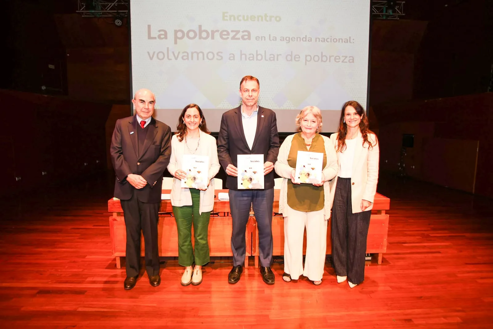 Umbrales sociales: propuesta para superar la pobreza