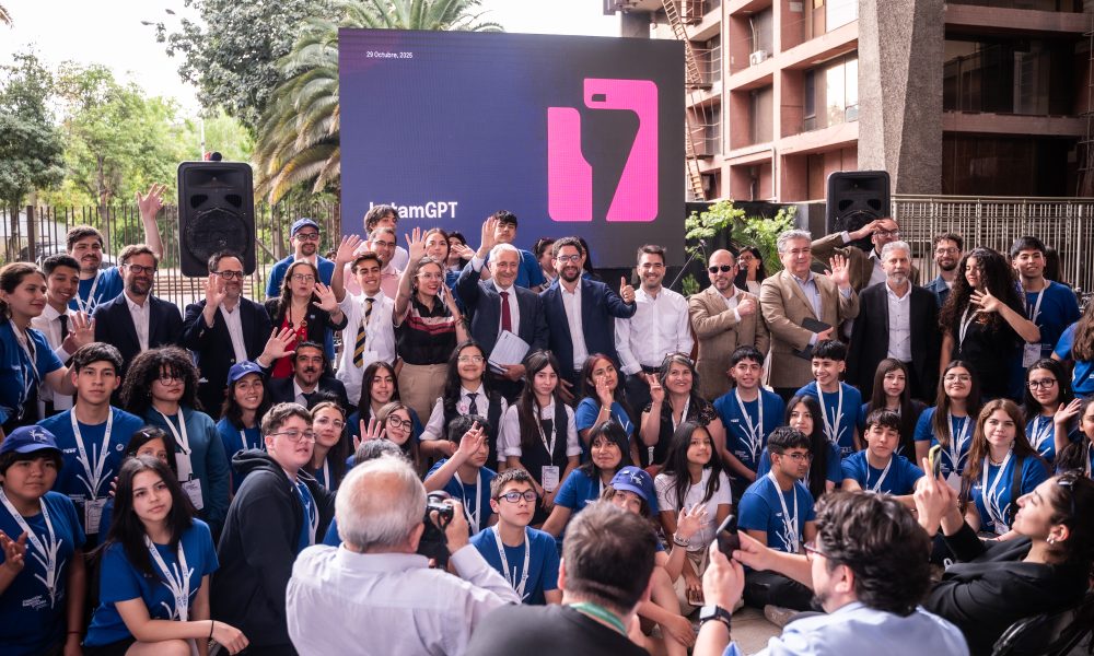 Chile lanza copuchat: la plataforma colaborativa que ayudará al desarrollo