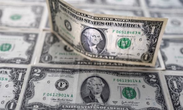 Dólar se fortalece en chile y arranca el día con