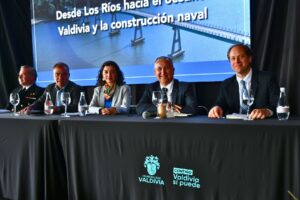 Uach se posiciona como referente en formación naval en chile