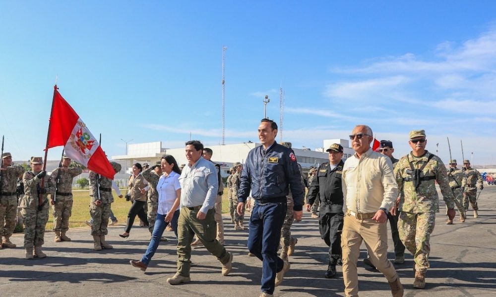 ¿tensión en la frontera entre chile y perú?: militares peruanos