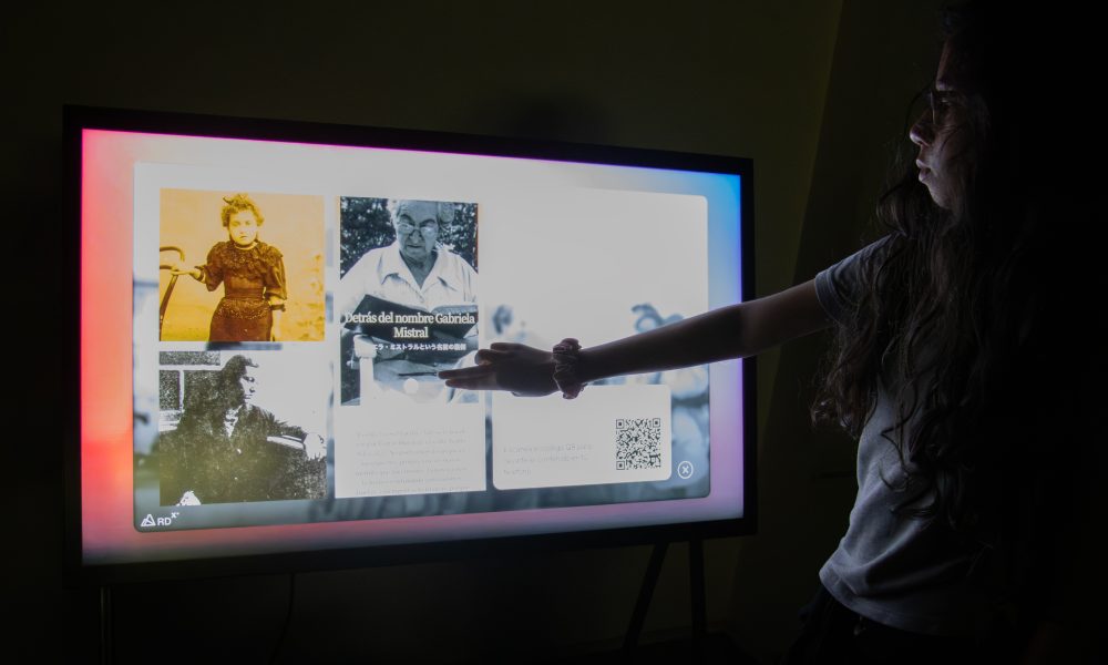 Chile celebra 80 años del nobel de gabriela mistral con