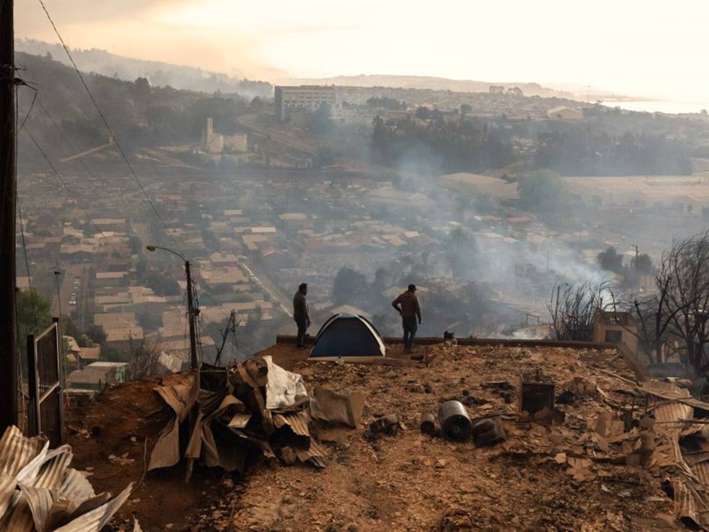 Arribó a chile equipo español para combatir incendios forestales