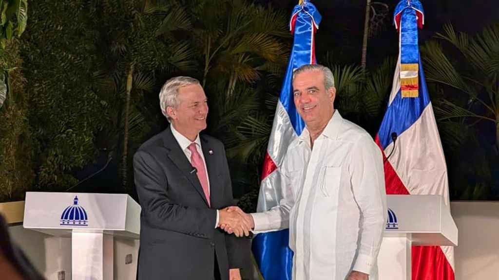 Mandatario dominicano irá a la frontera con presidente electo chile