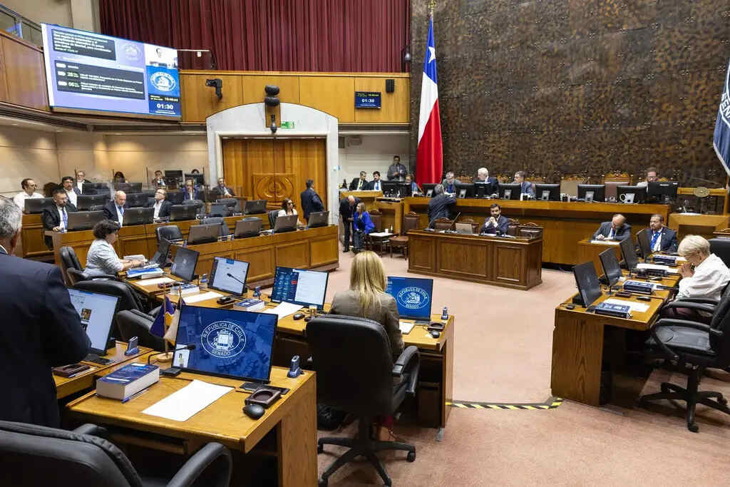 Proyecto a favor de violadores de ddhh genera rechazo en